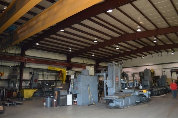 Crane Industrial Building plus Extra build-able Lot: 2219 North Central Avenue, Rockford, IL 61101